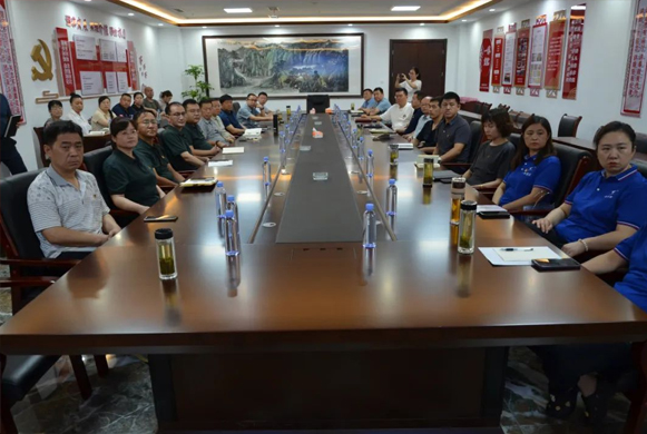 一滕集團(tuán)黨委召開慶祝建黨103周年座談會